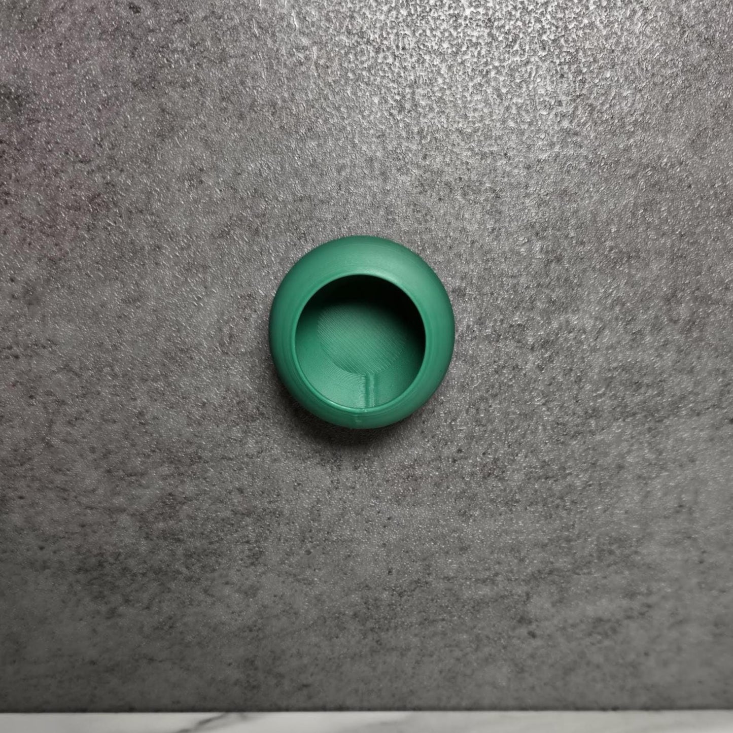 Sphere Hide for Jumping Spiders or arboreal Tarantula Slings/Juveniles, magnetic Back Install