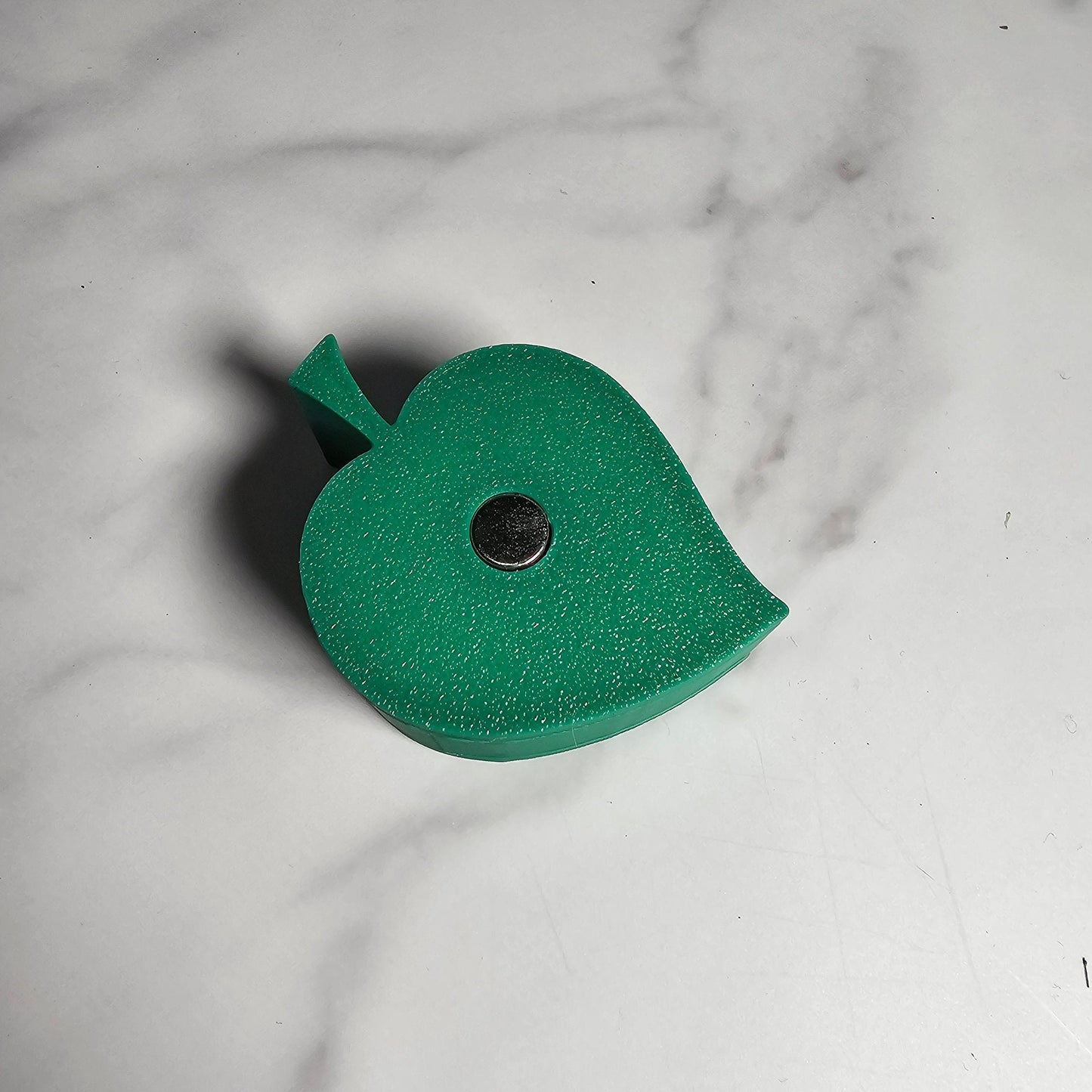 Leaf Hide for Jumping Spiders, Magnetic